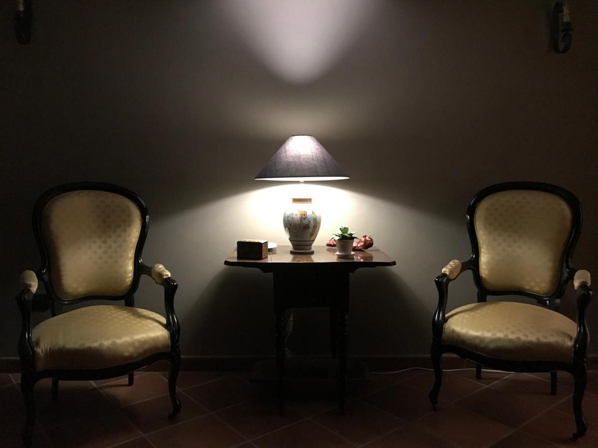 Borgo Manca Suite ซัสโซ ดิ กาสตัลโด ภายนอก รูปภาพ