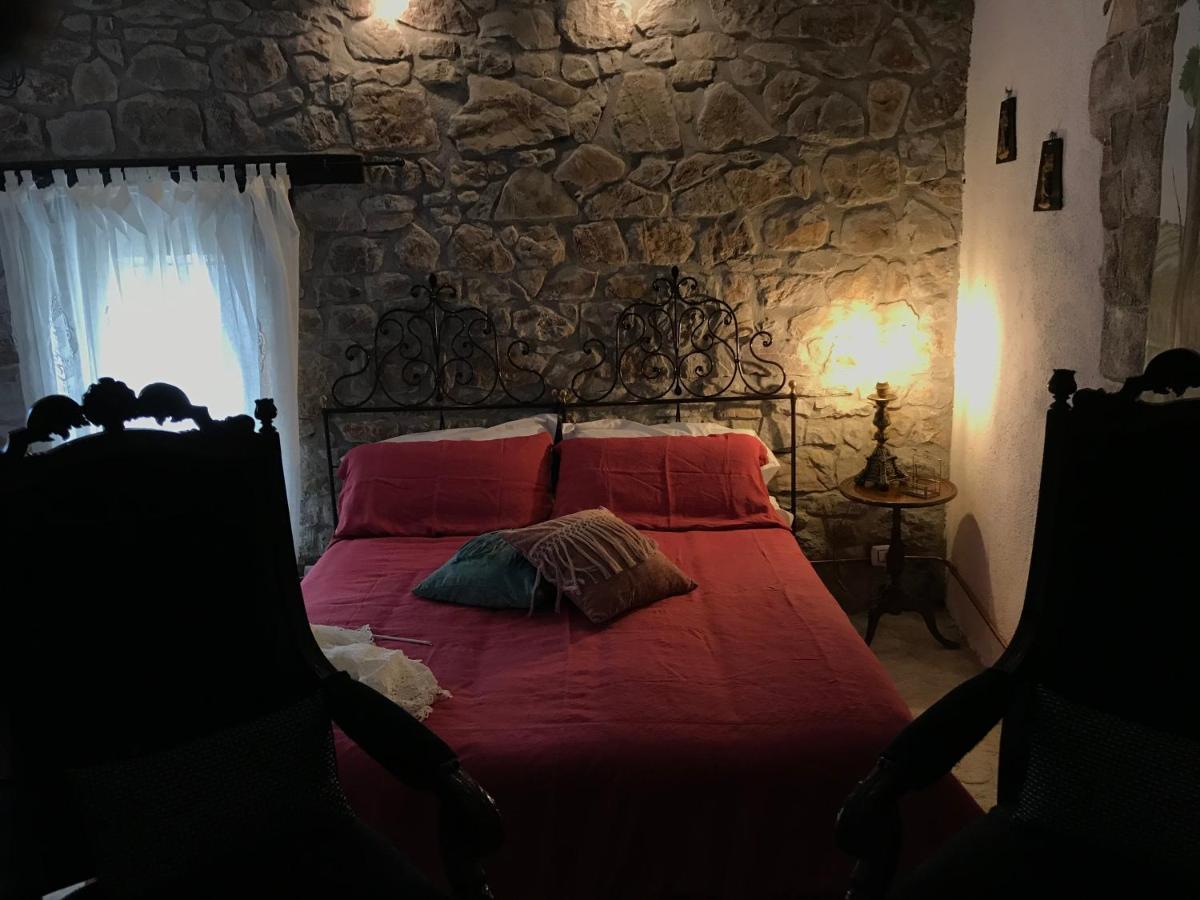 Borgo Manca Suite ซัสโซ ดิ กาสตัลโด ภายนอก รูปภาพ