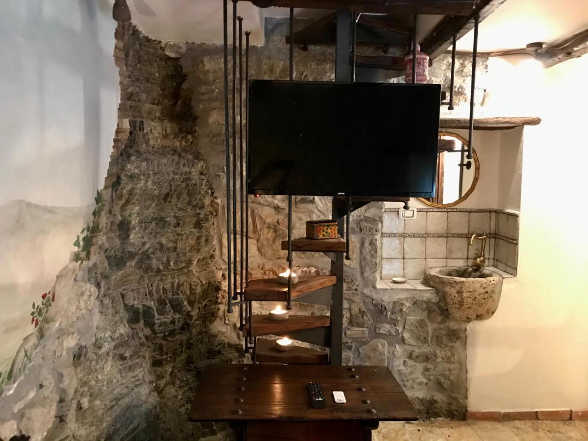 Borgo Manca Suite ซัสโซ ดิ กาสตัลโด ภายนอก รูปภาพ