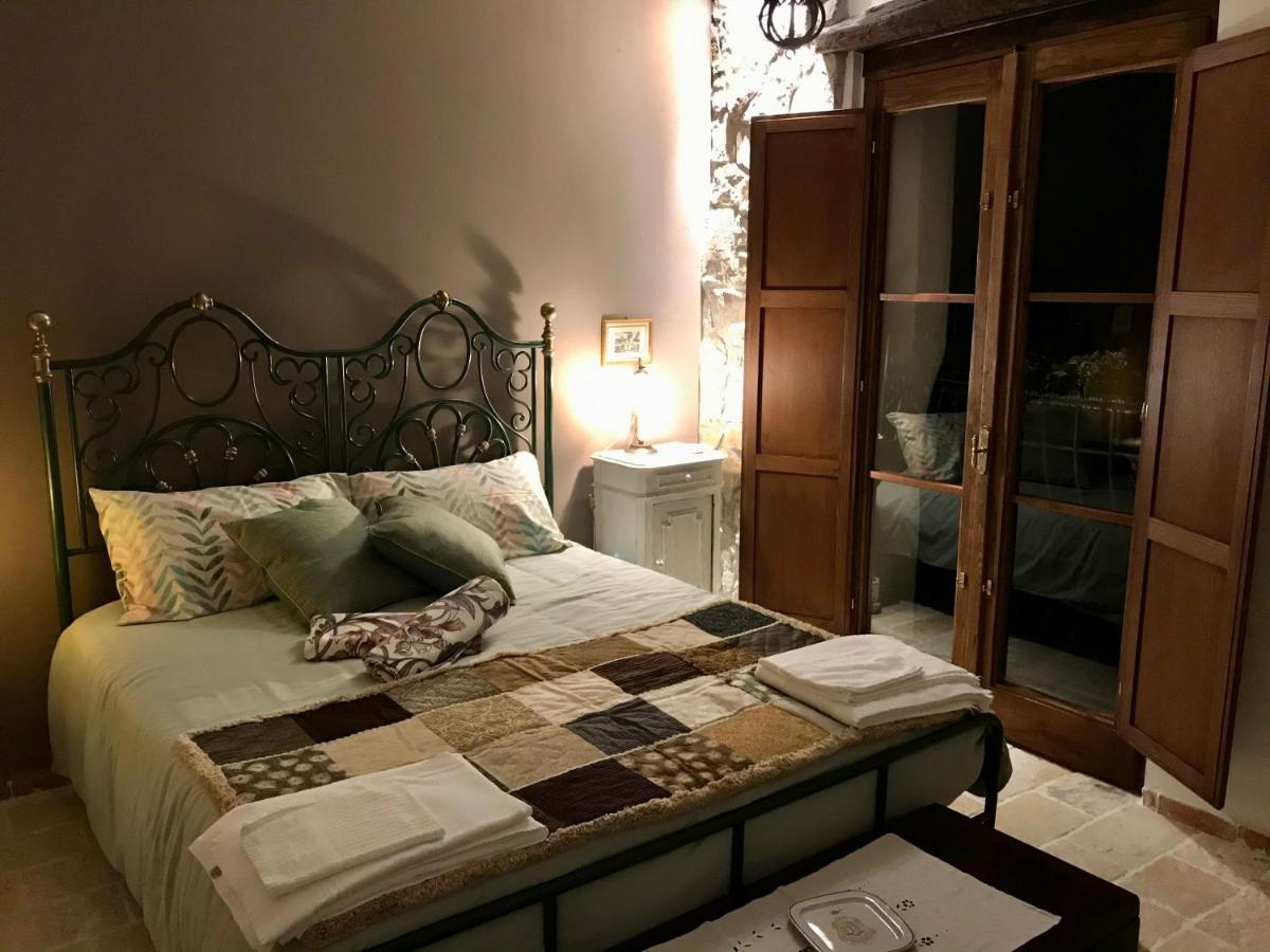 Borgo Manca Suite ซัสโซ ดิ กาสตัลโด ภายนอก รูปภาพ
