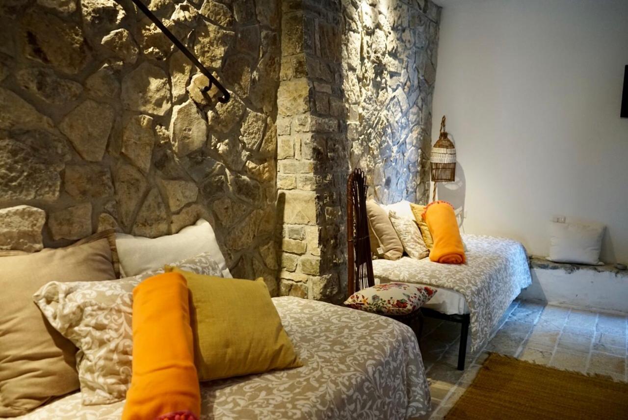 Borgo Manca Suite ซัสโซ ดิ กาสตัลโด ภายนอก รูปภาพ